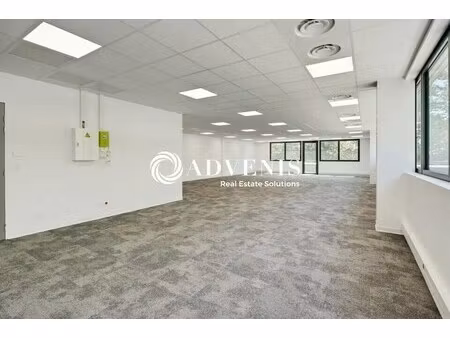 location bureaux 87 m²