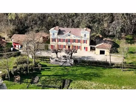 maison de maître xixe xxe siècle propriété d’exception avec vue sur la vallée du lot