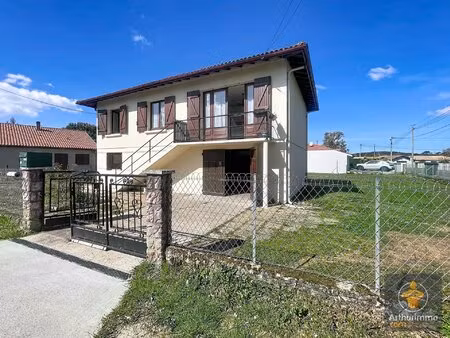 maison - 4 pièces - 64 m²