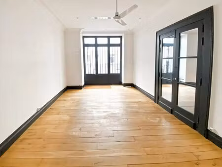 location bureaux 52 m²