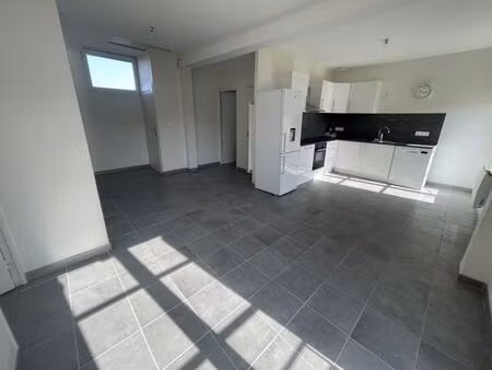 location appartement 3 pièces 56m² beaulieu les loches 37600