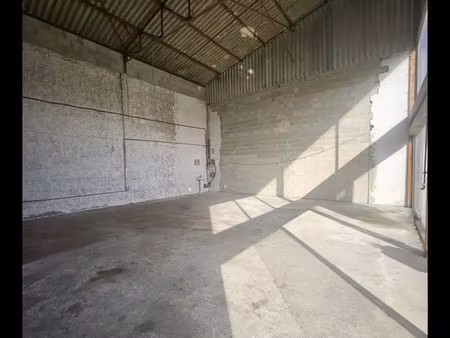 vente bureaux et commerces à dax (40100) : à vendre / 87m² dax