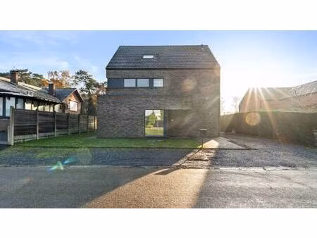 huis te koop in mechelen-aan-de-maas met 4 slaapkamers