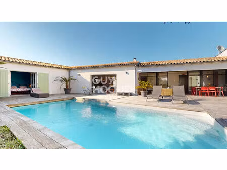 maison d'exception à vendre à sainte-marie-de-ré - 7 pièces  215 m²  5 chambres