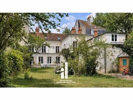 fontainebleau – maison bourgeoise fin xix de 352 m² avec jardin.