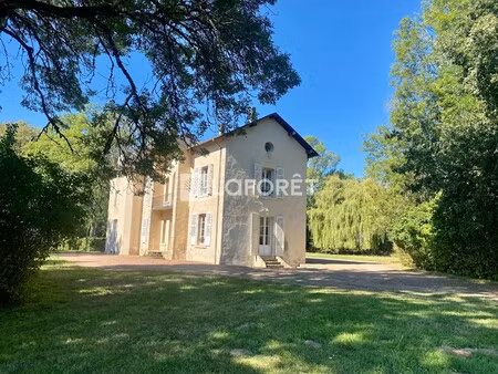 maison de luxe à vendre à limanton