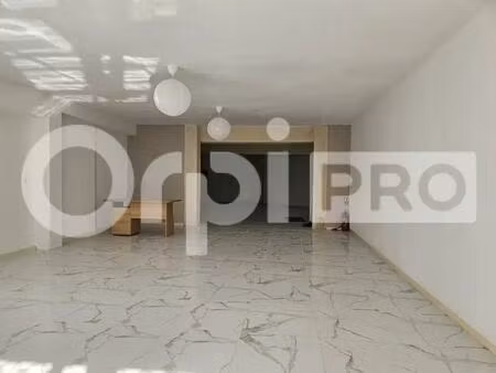 location commerce le bouscat 33110 102m²