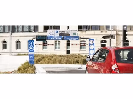 location parking merignac 33700