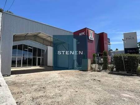 location commerce vitrolles 13127 360m²
