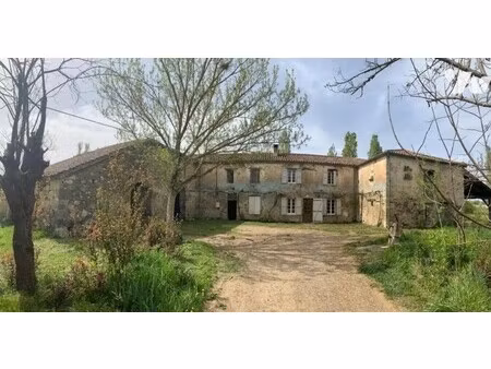 maison de luxe à vendre à moncrabeau