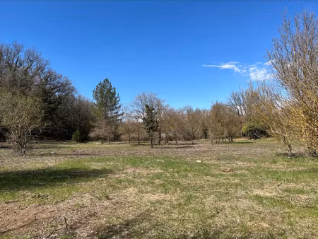 vente terrain neuf 1280m2 saint-maximin-la-sainte-baume - 110000 € - surface privée