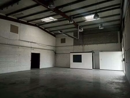 vente local d’activités voiron 38500 1300m²