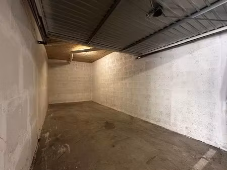location commerce 15 m² à bordeaux (33800)