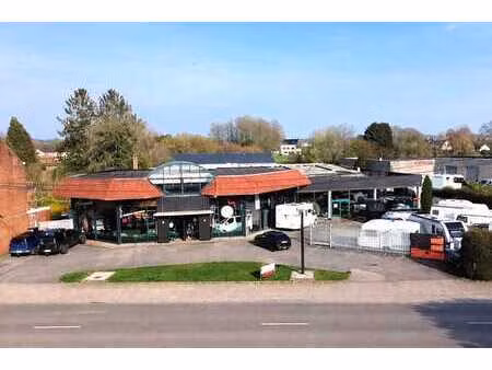 nalinnes commerce de 1.365m² à vendre