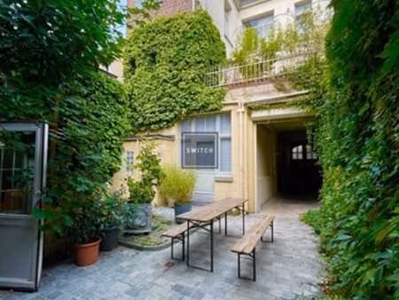 bureaux avec cour et open space possible +/- 125m2 + cour