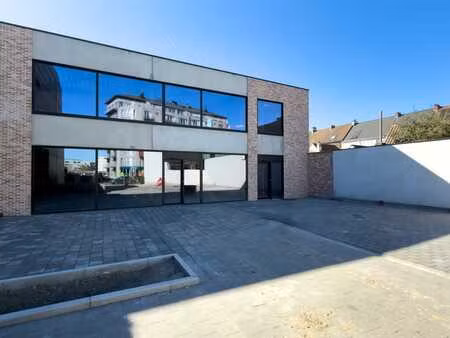 handelspand 780m² te huur op toplocatie