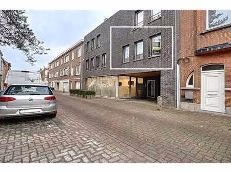 bel appartement de 2 chambres avec grande terrasse 24m²