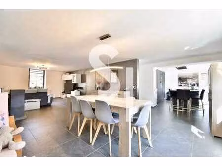 maison 4 chambres rénovée – 194 m² habitables + grenier amén