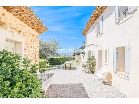 ancienne ferme de 1850 avec vue panoramique à tanneron! un véritable rêve provençal