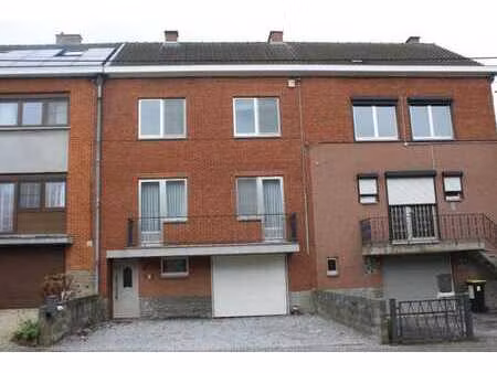 maison bel étage avec garage et jardin