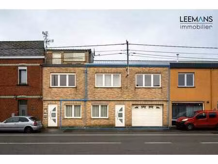 maison 3 chambres avec garage et cour  électricité conforme