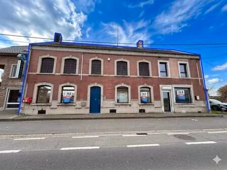 ensemble immobilier -rdc commercial+maison commerce+appart