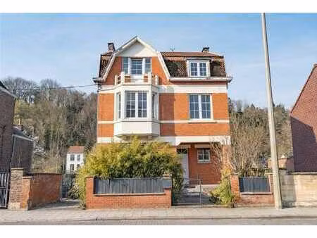 charmante maison 4 façades à promiximité de toutes commodité