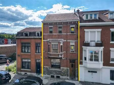sous-option ! magnifique maison 4 ch. dans le bas de la cote