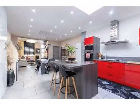 maison renovee - 3 chambres - peb c