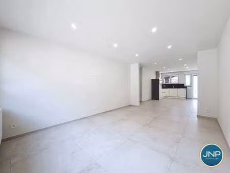 trooz - superbe appartement 2 chambres + garage et terrasse