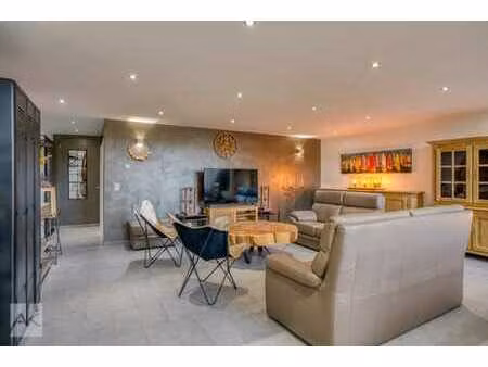 duplex - style loft meublé avec jardin et terrasse