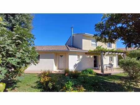 vente maison 6 pièces 160 m² montussan (33450)