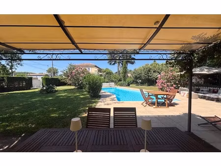 maison reyrieux m² t-7 à vendre  749 000 €