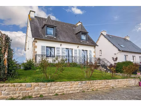 charmante maison familiale rénovée  bourg de quessoy