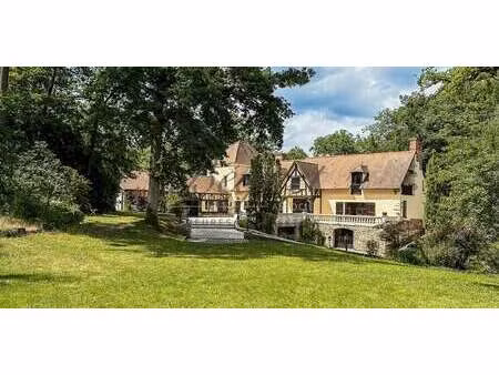 maison avec piscine et jardin poigny-la-forêt (78)