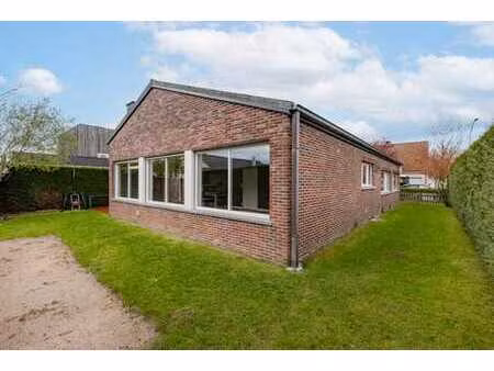 maison prête à emménager avec jardin  garage -beau potentiel