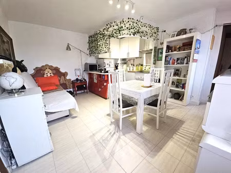 vente appartement 2 pièces à montreuil (93100)  200 000 €