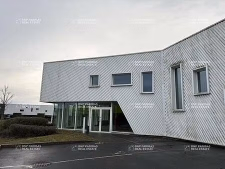 local d'activités à louer