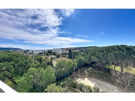 location appartement  m² t-3 à le cannet  1 110 €