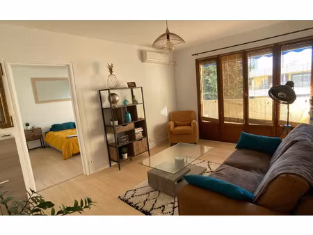 location appartement  m² t-2 à montpellier  840 €