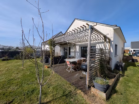 maison plain pied total avec 2 chambres bourg de cleguer