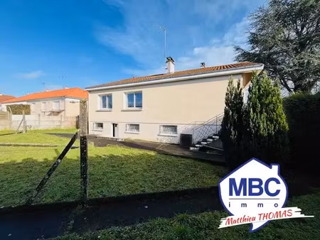 vente maison à saint-andré-de-la-marche (49450) : à vendre / 123m² saint-andré-de-la-march