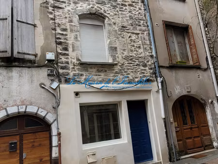 saint ambroix  coeur de ville  grande maison de village