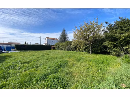 terrain rochefort m² t- à vendre  180 000 €