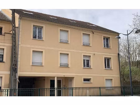 location appartement  43.05 m² t-2 à orsay  880 €
