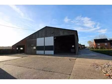 te huur: ruime loods van 160 m² in moscou 3  bovenkerke