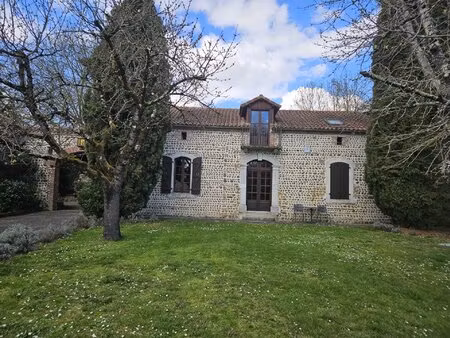 maison de village en pierre du 19 siècle