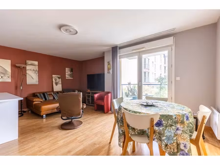 vente appartement 3 pièces 65 m² à saint-jacques-de-la-lande (35136)  262 500 €
