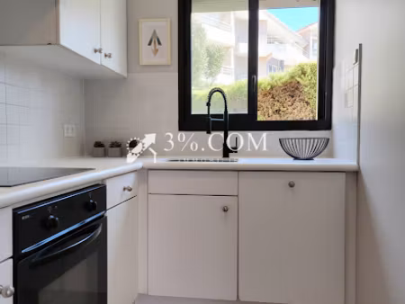 vente appartement 2 pièces 40 m² à cavalaire-sur-mer (83240)  269 860 €