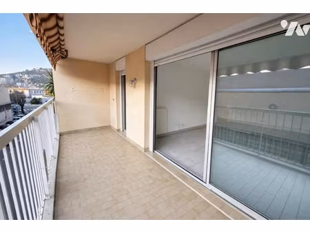 vente appartement 3 pièces 77 m² à nice (06000)  285 000 €